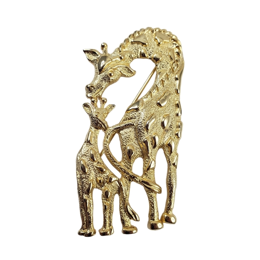 Y2K Giraffe Brooch Mama and Baby Giraffe Gold Tone vintage